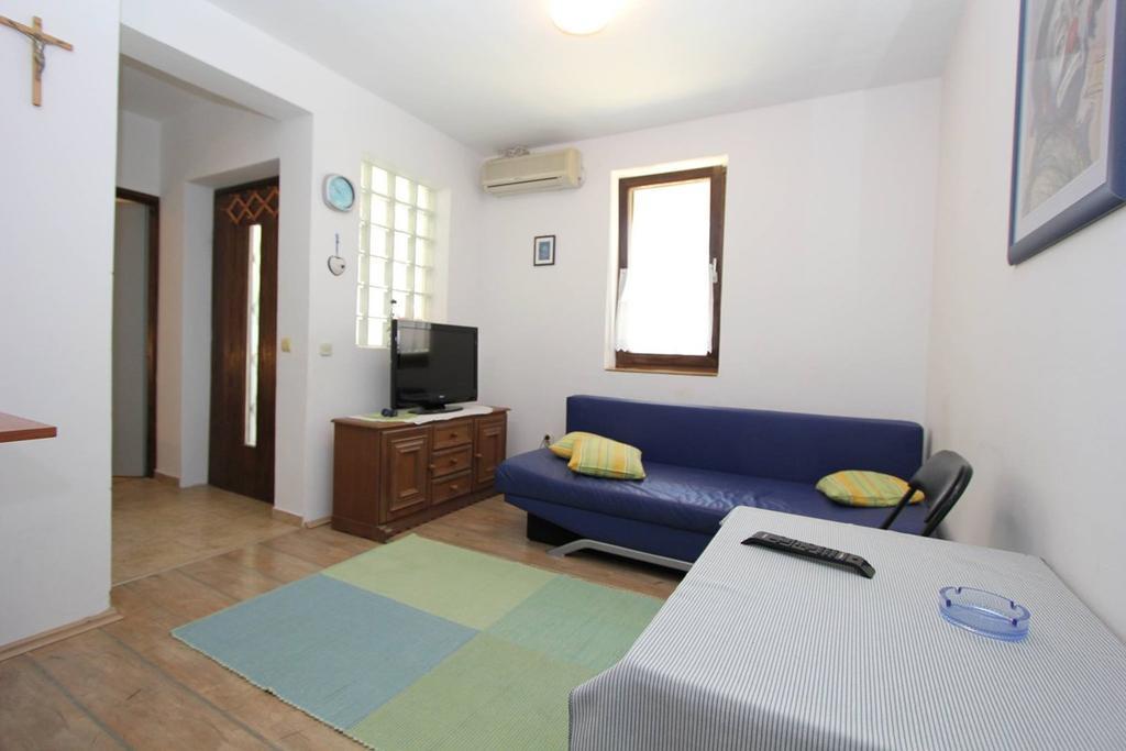 Apartment Bobins เมดูลิน ภายนอก รูปภาพ